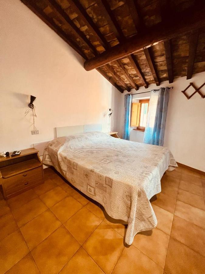 Albergo Dal Fata Gambassi Terme Exteriér fotografie